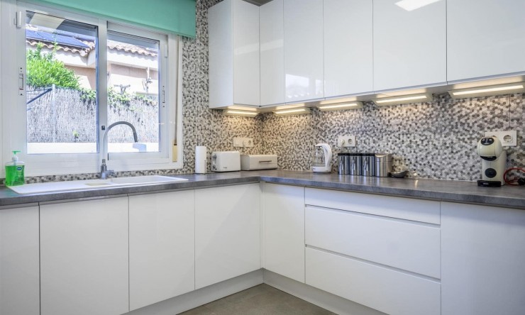 Reventa - Villa -
Lo Santiago,
