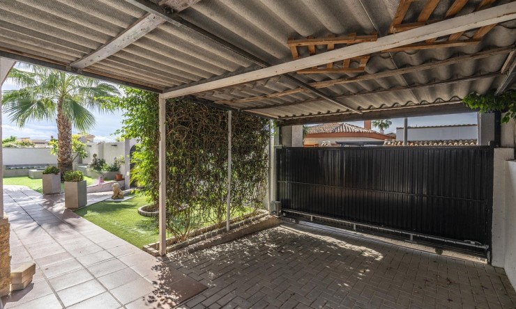 Reventa - Villa -
Lo Santiago,