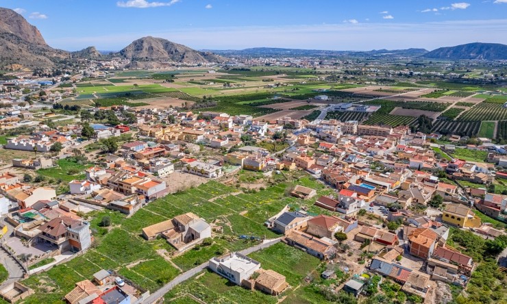 Resale - Countryhouse -
Orihuela