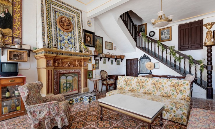 Resale - Countryhouse -
Orihuela