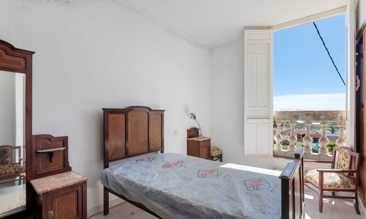 Resale - Countryhouse -
Orihuela
