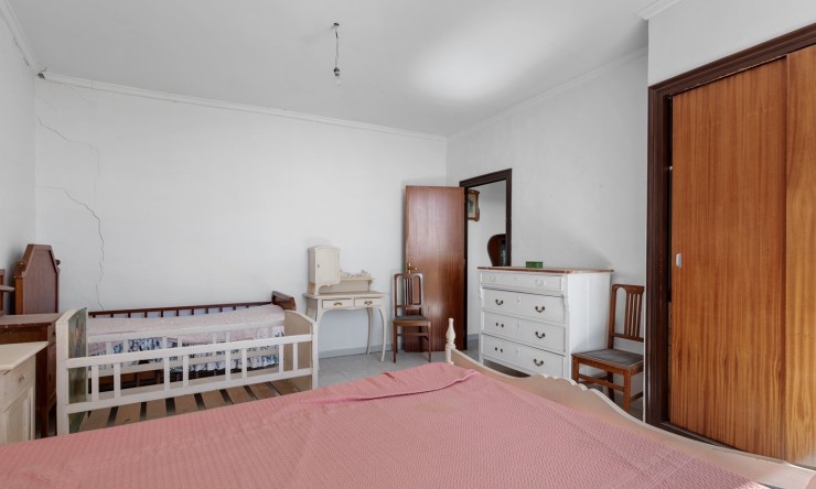 Resale - Countryhouse -
Orihuela