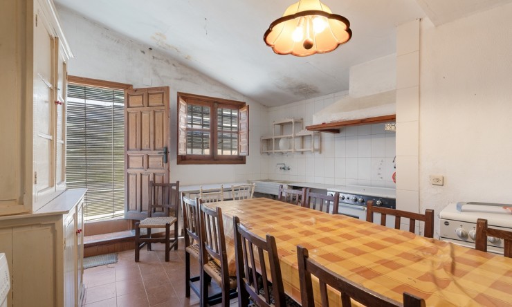 Resale - Countryhouse -
Orihuela