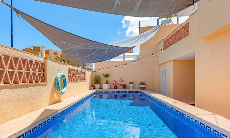 Resale - Villa -
Alfas del Pí