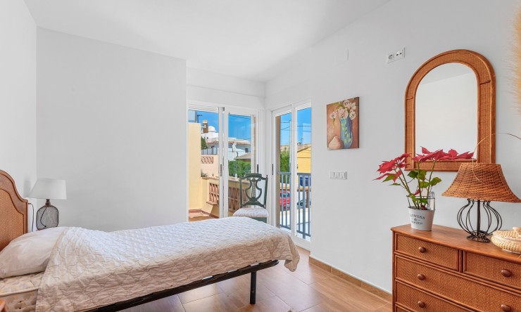 Resale - Villa -
Alfas del Pí