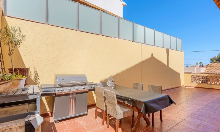 Resale - Villa -
Alfas del Pí