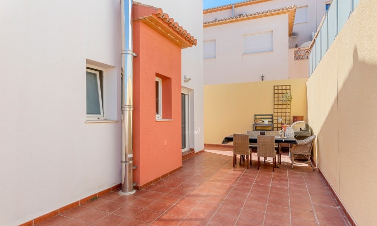 Resale - Villa -
Alfas del Pí