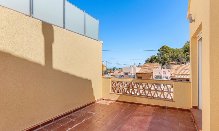 Resale - Villa -
Alfas del Pí