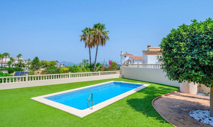Resale - Villa -
Benissa
