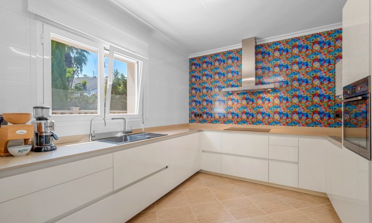 Resale - Villa -
Benissa