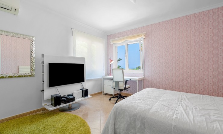 Resale - Villa -
Benissa