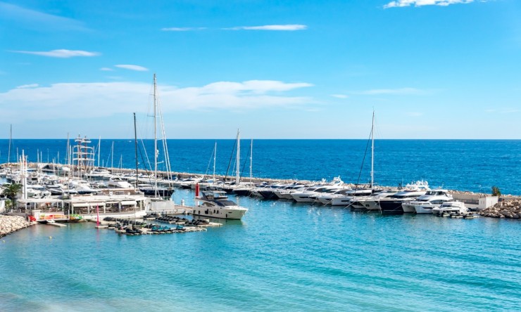 Revente - Appartement -
Altea