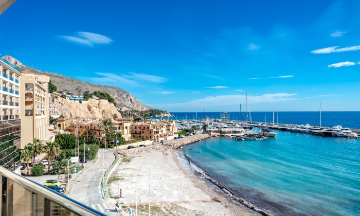 Revente - Appartement -
Altea