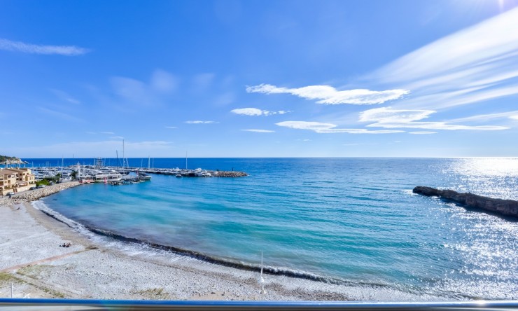 Revente - Appartement -
Altea