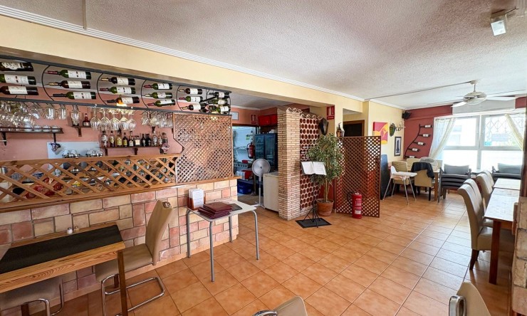 Rynek Wtórny - Komercyjne -
TORREVIEJA - La Veleta