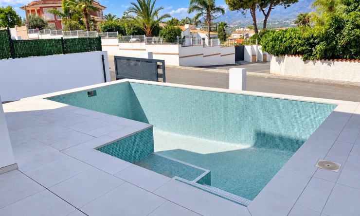 Nueva construcción  - Villa -
Albir