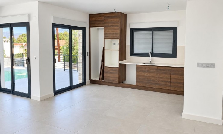 Nueva construcción  - Villa -
Albir