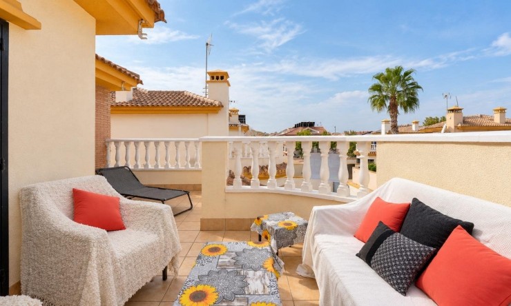 Resale - Villa -
Roldán