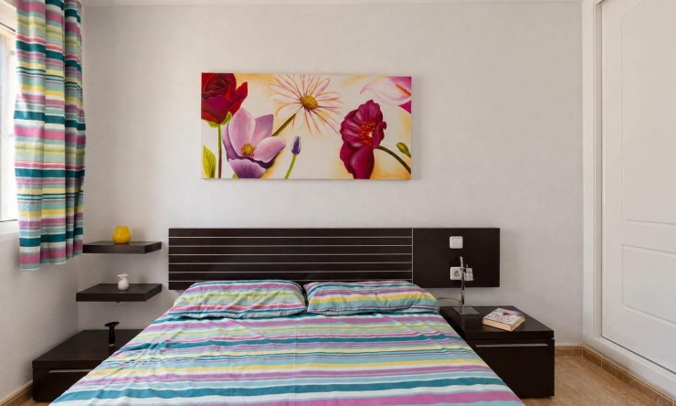 Resale - Villa -
Roldán