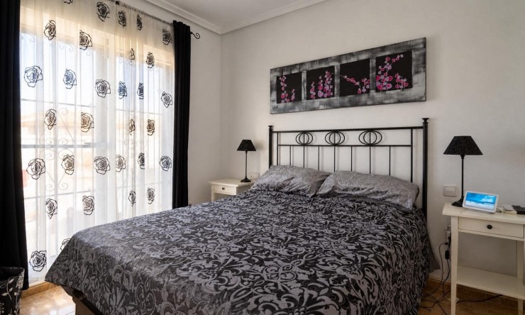Resale - Villa -
Roldán