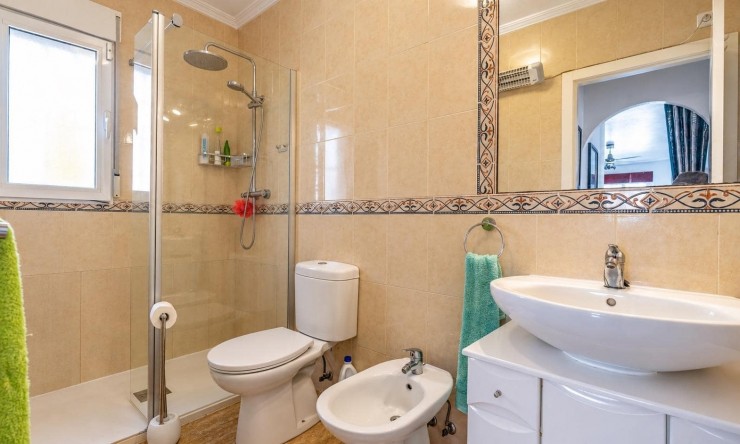 Resale - Villa -
Roldán