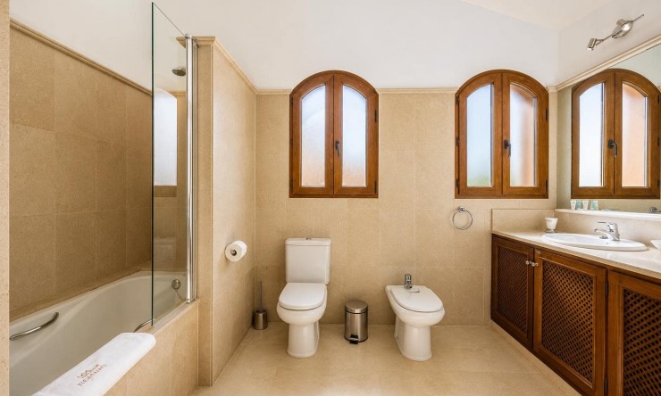 Resale - Villa -
La Manga Club