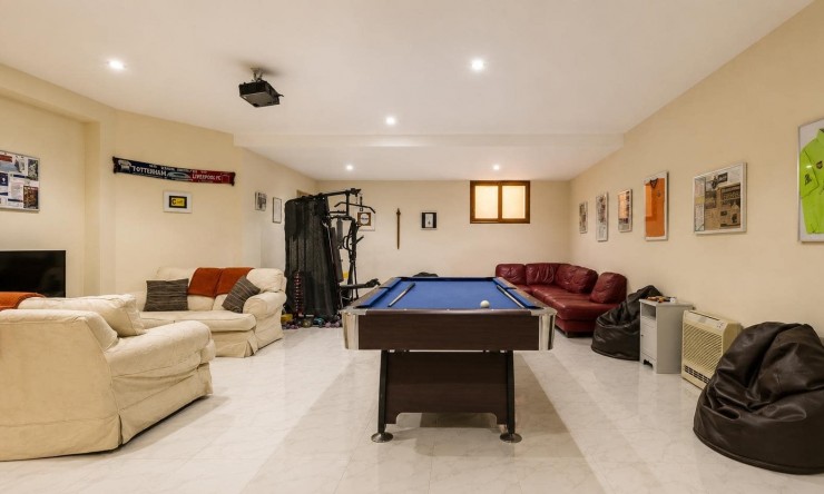 Resale - Villa -
La Manga Club