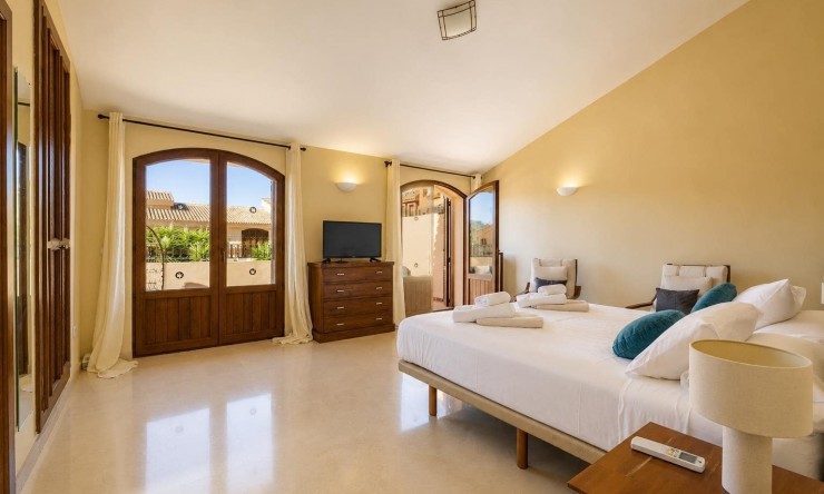 Resale - Villa -
La Manga Club