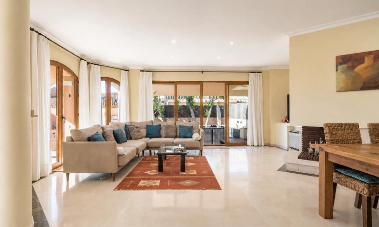 Resale - Villa -
La Manga Club