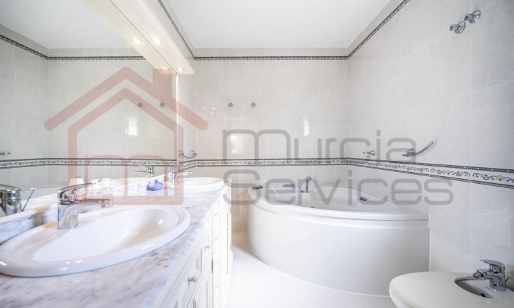 Wiederverkauf - Villa -
Murcia - Gea Y Truyols