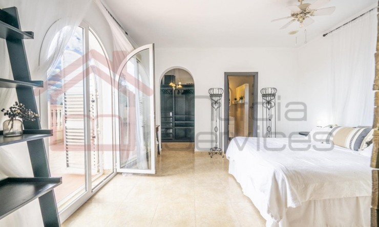 Wiederverkauf - Villa -
Valle del Sol