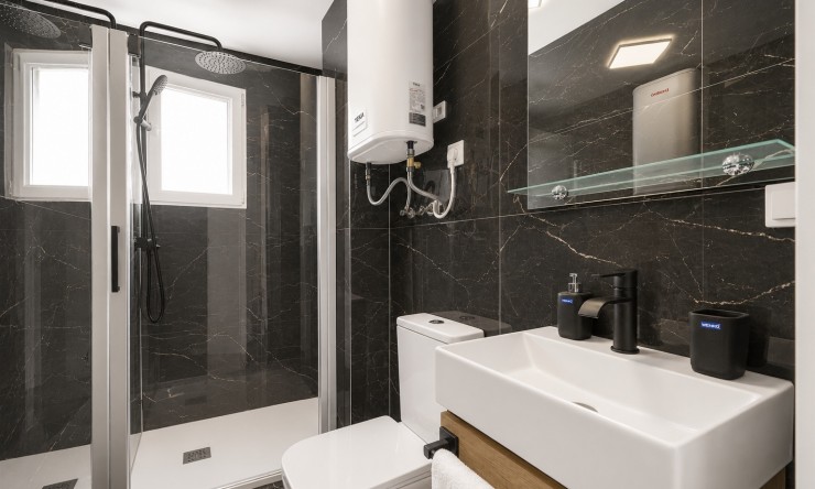 Wiederverkauf - Wohnung -
Torrevieja