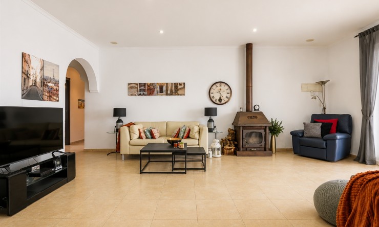 Wiederverkauf - Villa -
Valle del Sol