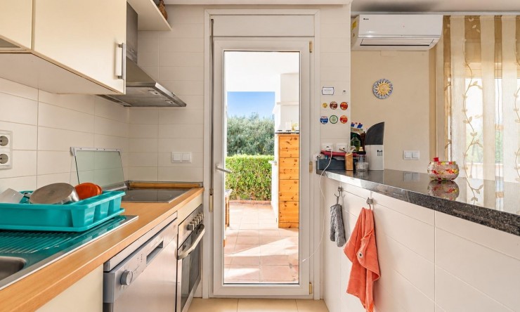 Resale - Townhouse -
La Torre Golf Resort