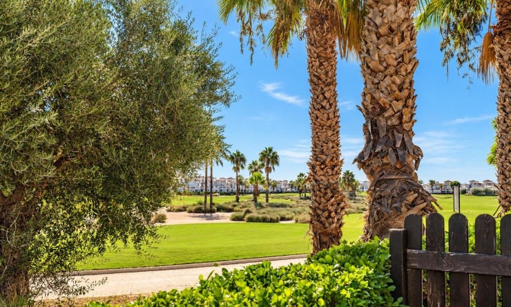 Resale - Townhouse -
La Torre Golf Resort