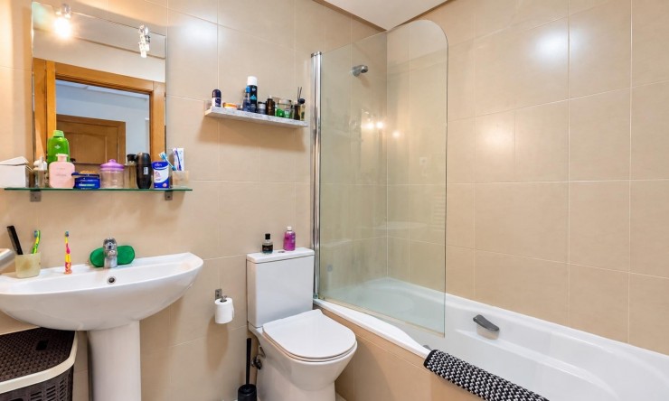 Resale - Townhouse -
La Torre Golf Resort