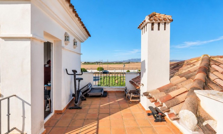 Resale - Townhouse -
La Torre Golf Resort