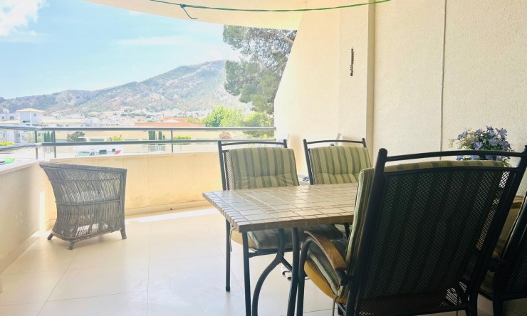 Revente - Appartement -
Albir