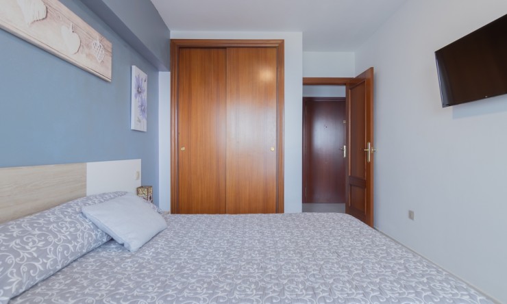 Resale - Apartment -
Benidorm