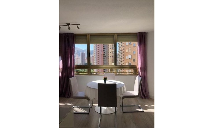 Wiederverkauf - Wohnung -
Benidorm - Levante