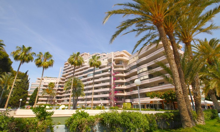 Resale - Apartment -
Calpe - Zona Levante - Playa Fossa