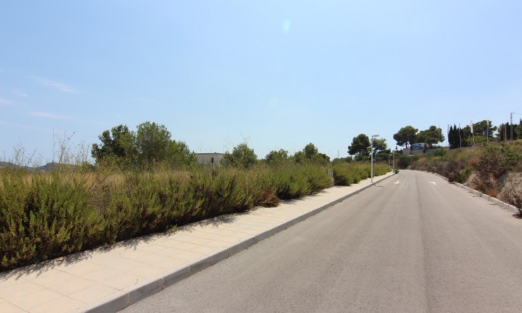 Resale - Plot -
Moraira - Benimeit