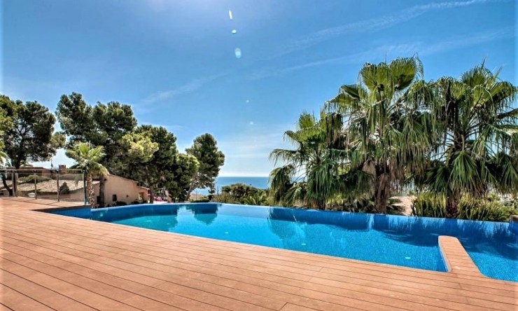 Resale - Villa -
Moraira - San Jaime