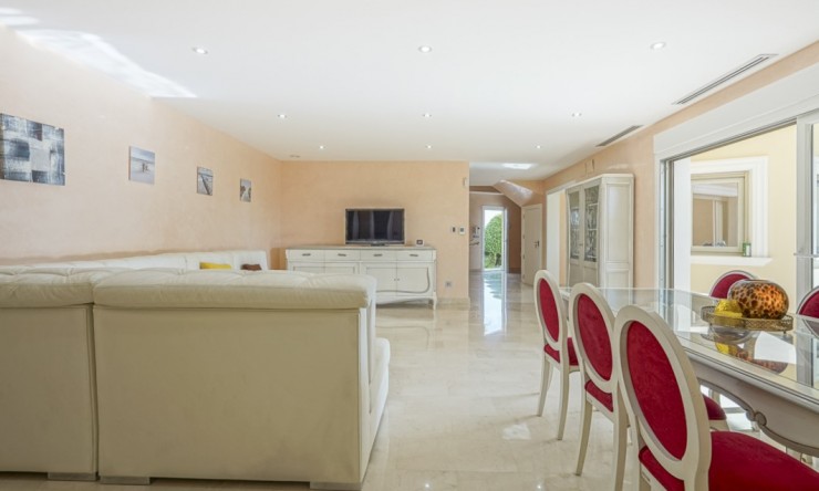 Resale - Villa -
Benissa - Buenavista