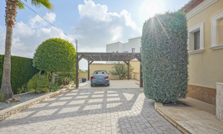 Resale - Villa -
Benissa - Buenavista