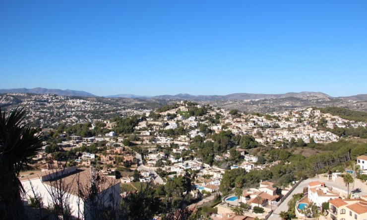 Rynek Wtórny - Działka -
Moraira - El Portet