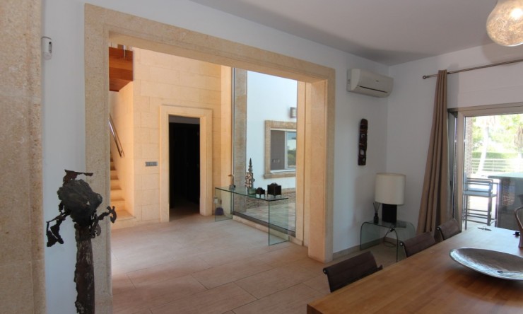 Resale - Villa -
Jávea - Puerta Fenicia