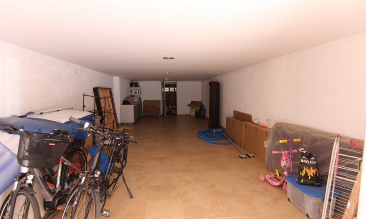 Resale - Villa -
Jávea - Puerta Fenicia