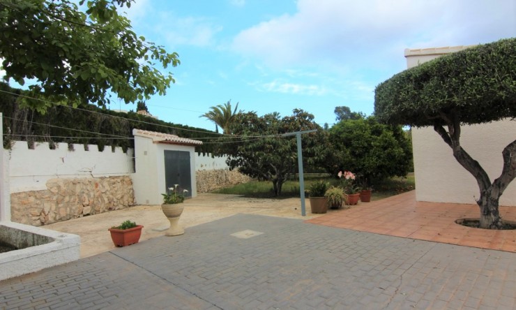 Reventa - Villa -
Jávea - Valls