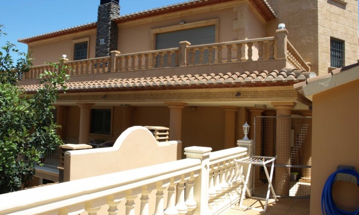 Reventa - Villa -
Denia - Corral de Calafat